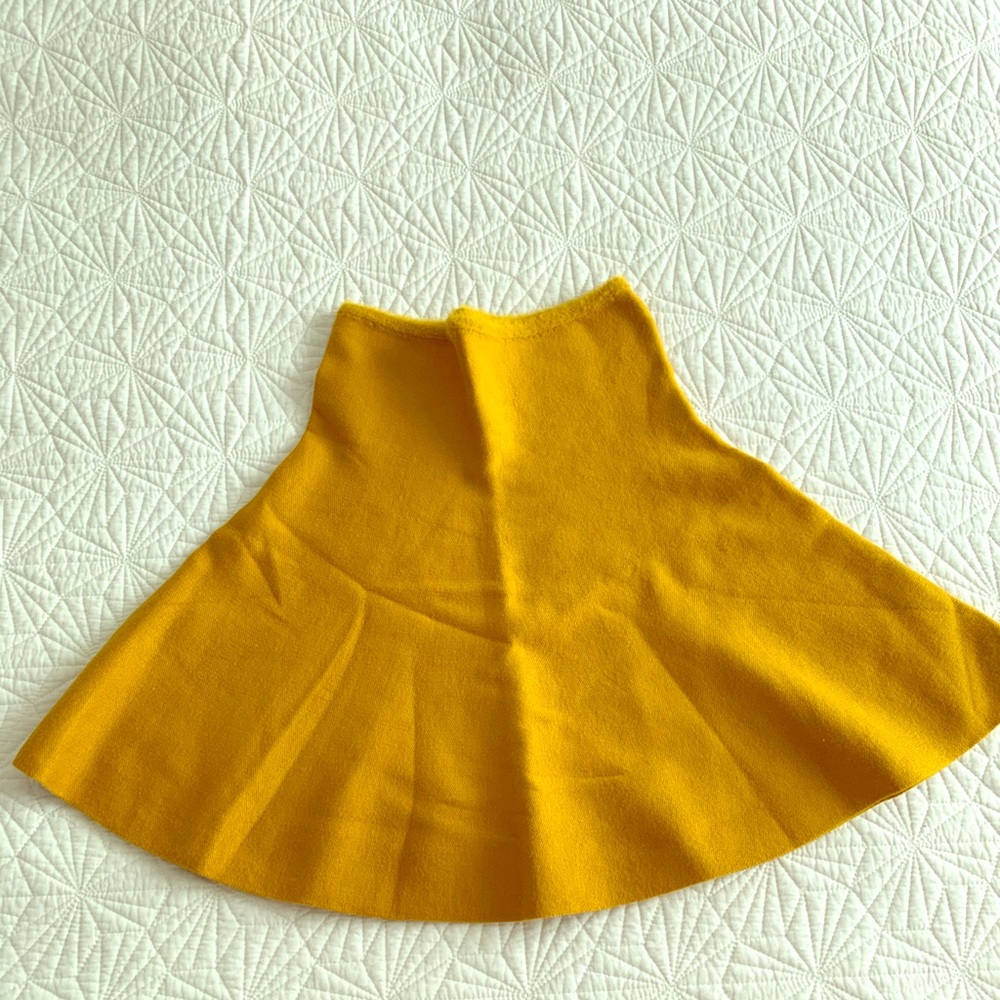 Zara Knit Mini Skirt Mustard Color Small